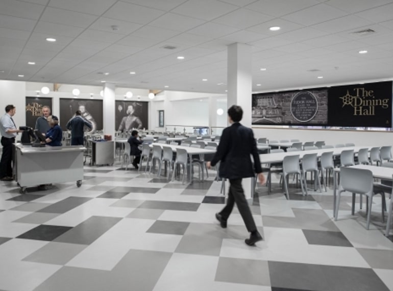 New Dining Hall and Café 1573 open