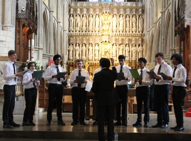 Chamber Choir and organists impress in evensong at Southwark Cathedral